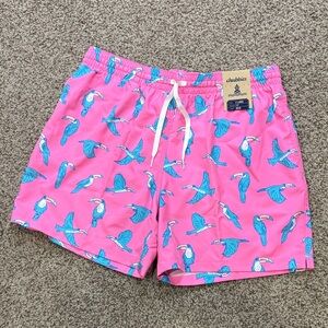Chubbies Pink Blue Tropical Toucan Mesh Lined Swim Trunks 5.5” XL NWT
